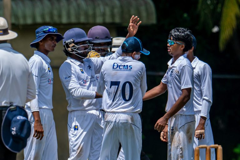 මේරියන්ස් - කෝල්ට්ස් - බදුරලිය ජය ගනිති