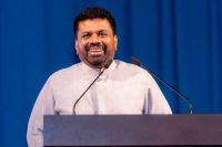 ලබන වසරේ රාජ්‍ය සේවකයින්ගේ වැටුප් වැඩිවීම ගැන ජනපතිගෙන් පැහැදිලි කිරීමක්