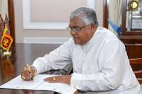 සබරගමුවේ හිටපු මහ ඇමතිත් කොටුවෙන හැඩ!