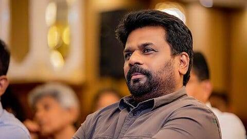 ජනාධිපති අනුරකුමාර දිසානායක මහතා ක්‍රීඩා අමාත්‍යාංශයේ ප්‍රගති සමාලෝචන සාකච්ඡාවට එක්වෙමින්